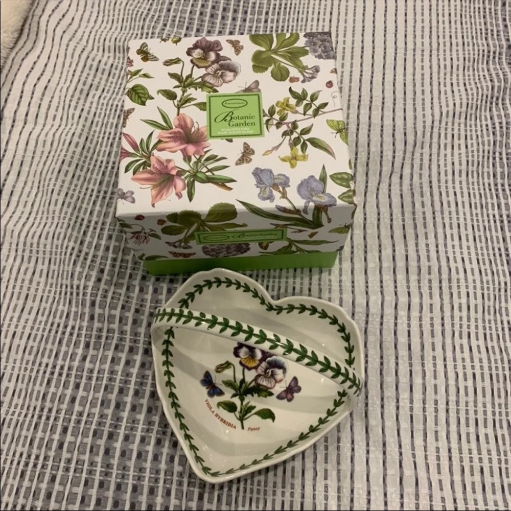 Portmeirion Botanic Garden Heart Dish with handle